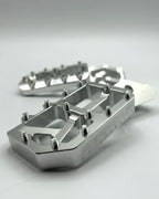 Ultra Bee Pegs