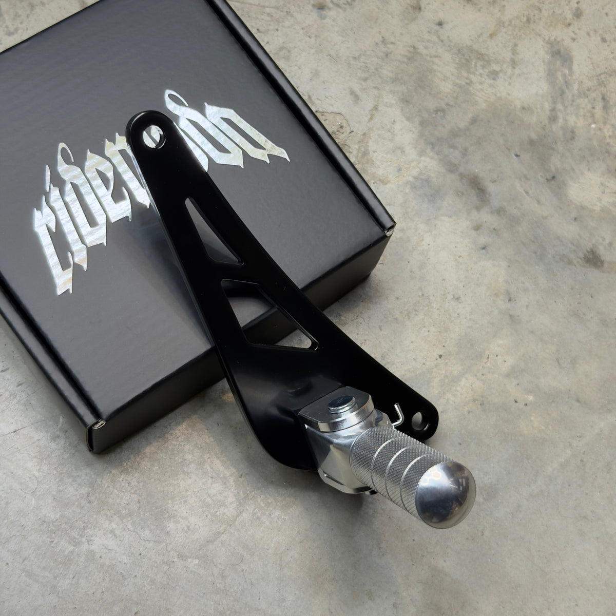 LBX Folding Foot Lock