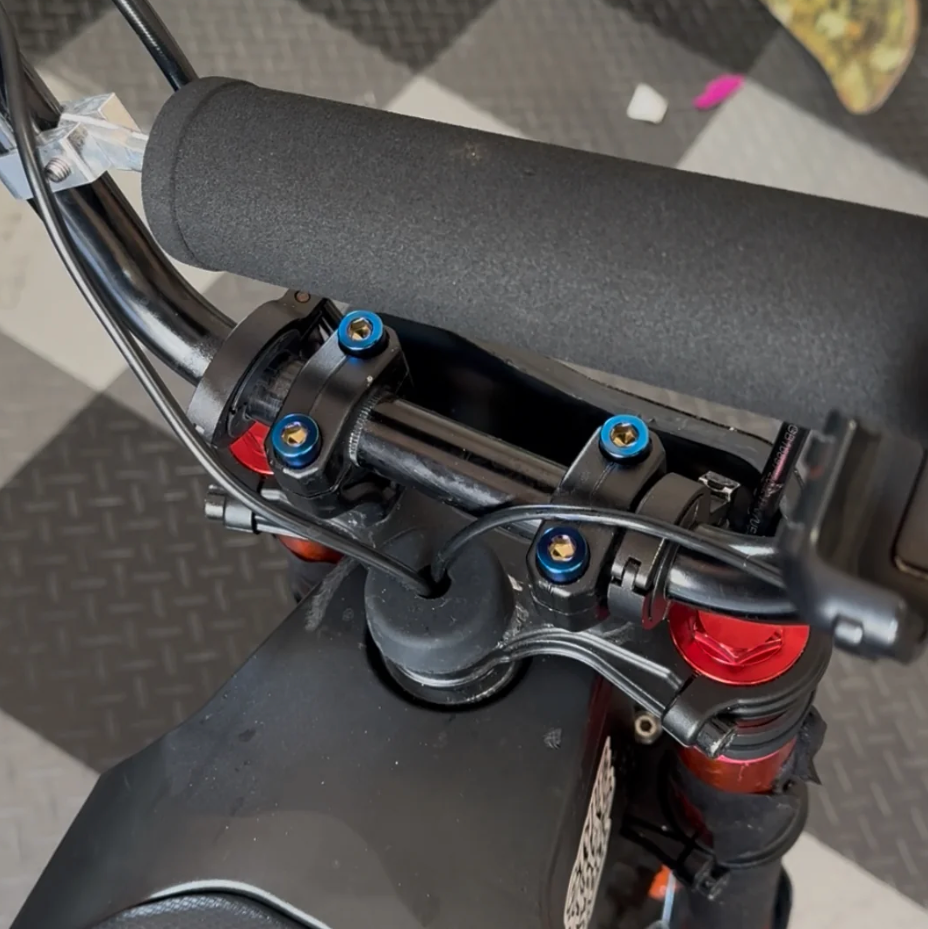 Tuttio/Rtr/Ebox/Mototec/Yozma Direct Mount Bolts (Set of 4)